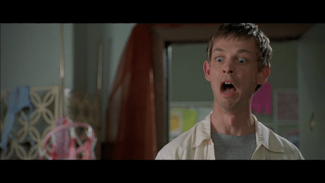 37699728-273D-48E7-ACC9-1A142F690EC2